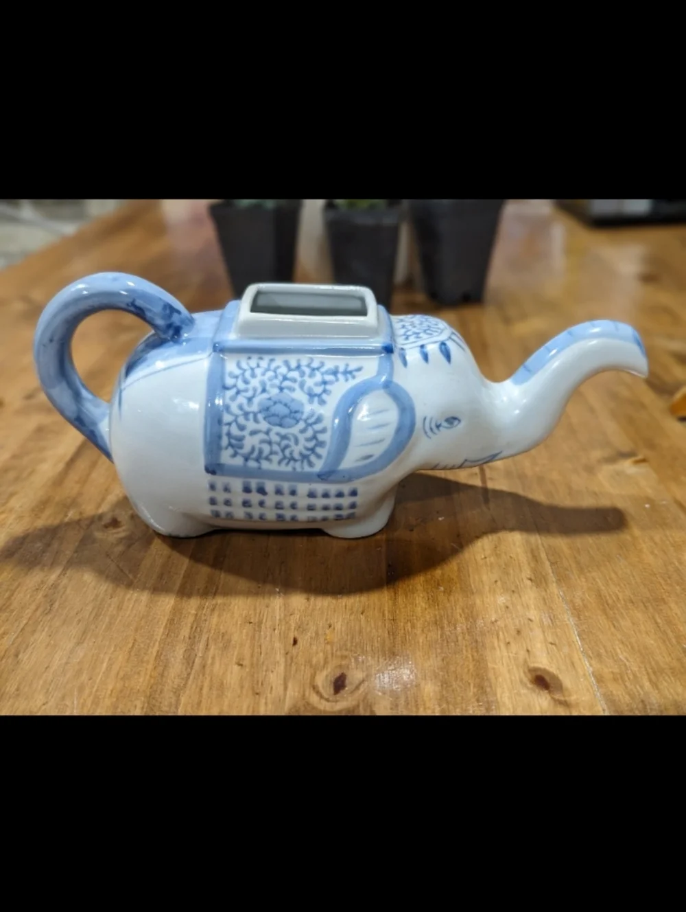 Pier 1 Imports Ceramic Hand painted Elephant Teapot Planter 4.5